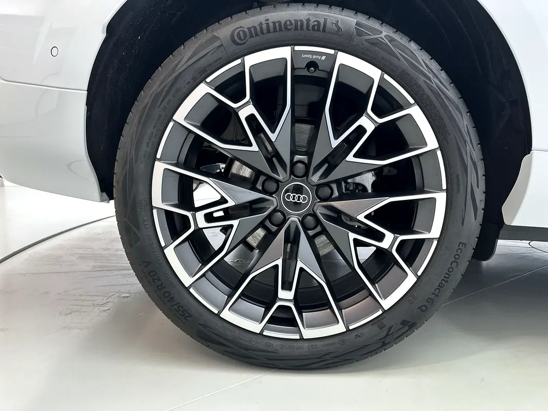 AUDI Q3 Other 2026 - photo 7 - Import Émirats | International Cars