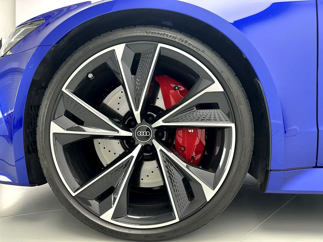 AUDI S7/RS7 4.0 TFSI quattro 2023 - photo 7 - Import Émirats | International Cars