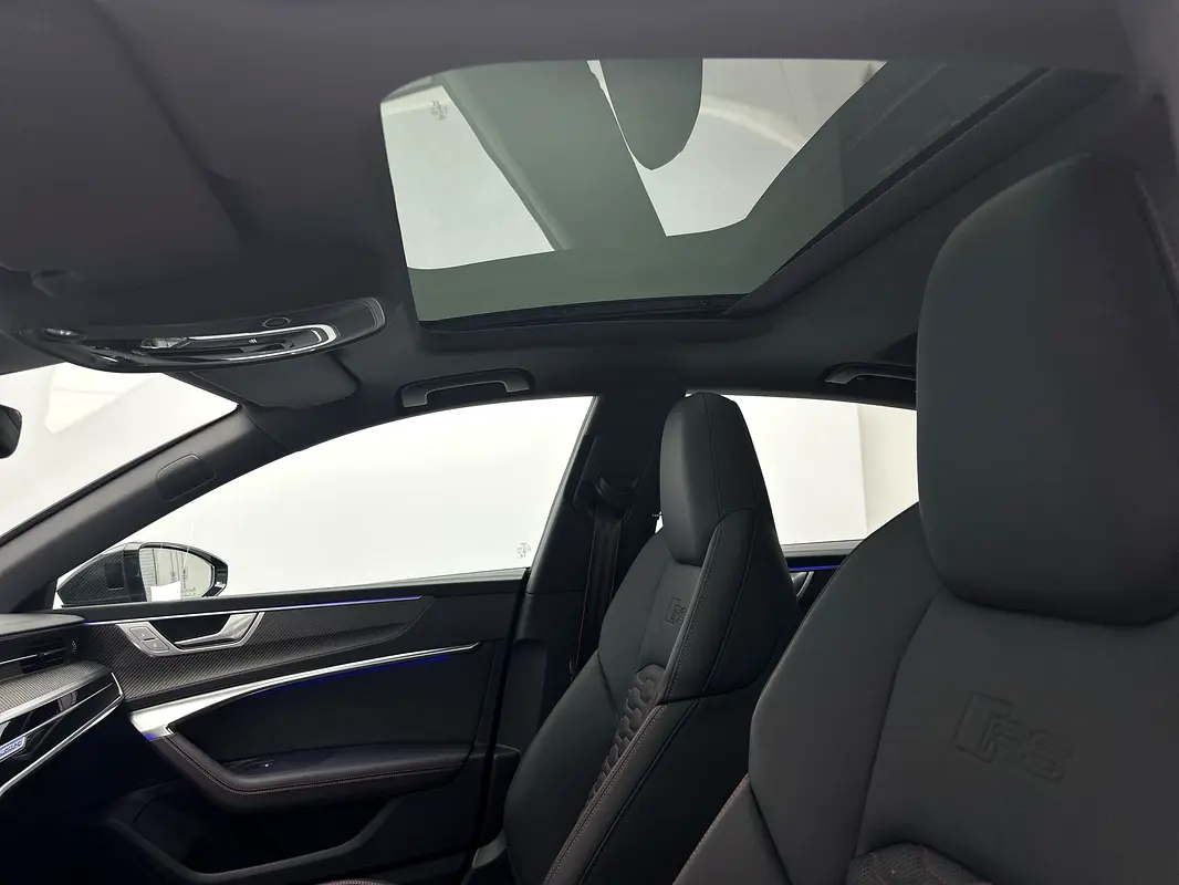 AUDI S7/RS7 4.0 TFSI quattro 2023 - photo 9 - Import Émirats | International Cars
