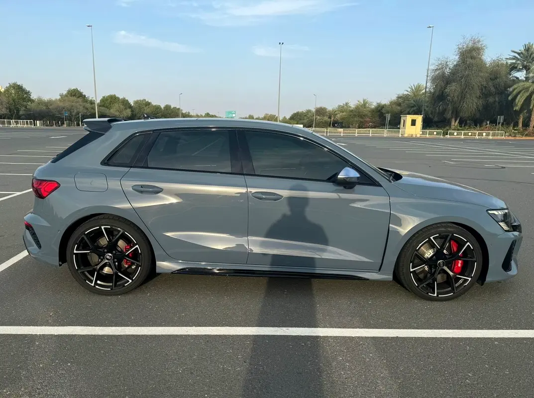 AUDI S3/RS3 2024 - photo 11 - Import Émirats | International Cars