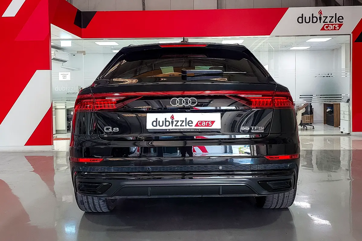 AUDI Q8 55 TFSI quattro S line 2022 - photo 8 - Import Émirats | International Cars