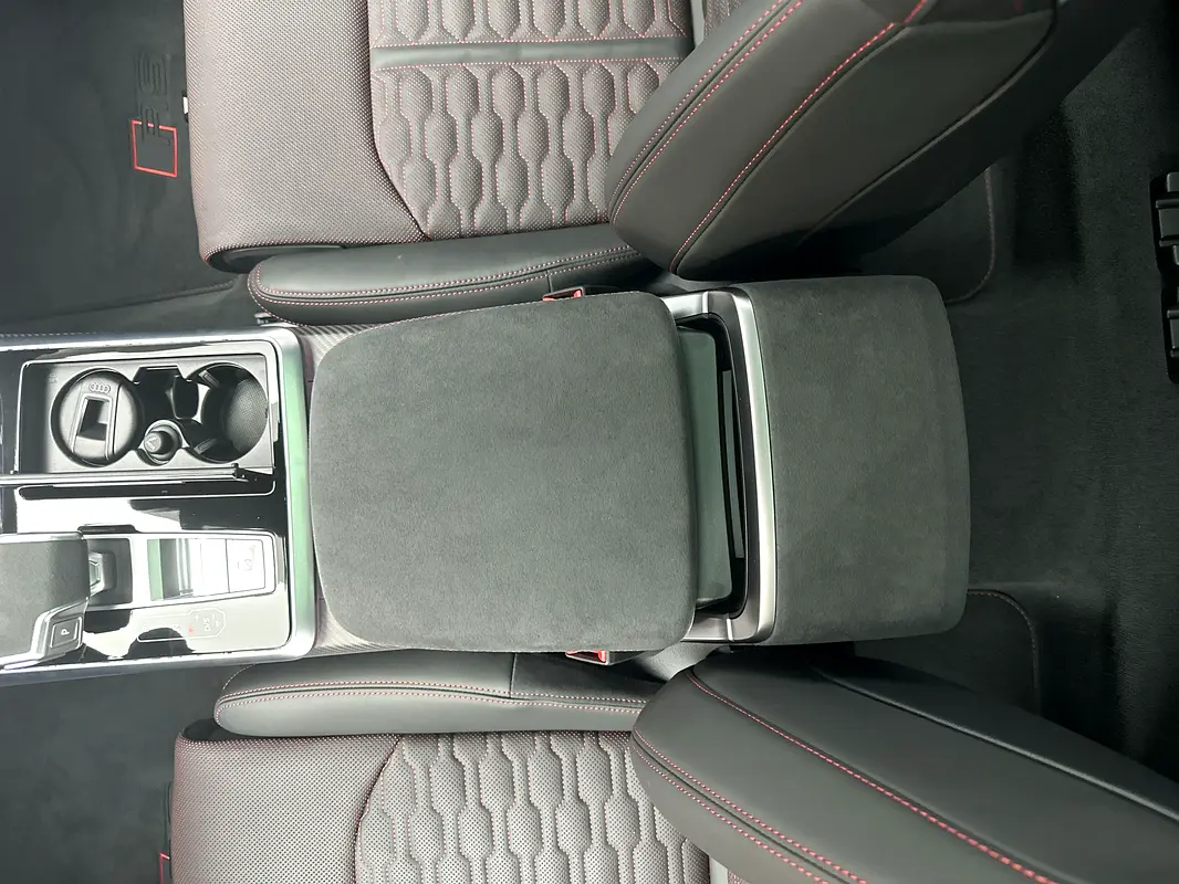 AUDI RS Q8 Carbon Black Edition 2025 - photo 9 - Import Émirats | International Cars