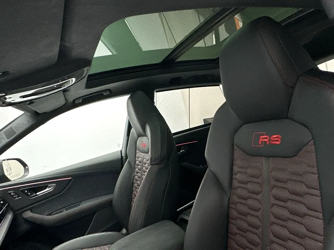 AUDI RS Q8 Carbon Black Edition 2025 - photo 12 - Import Émirats | International Cars