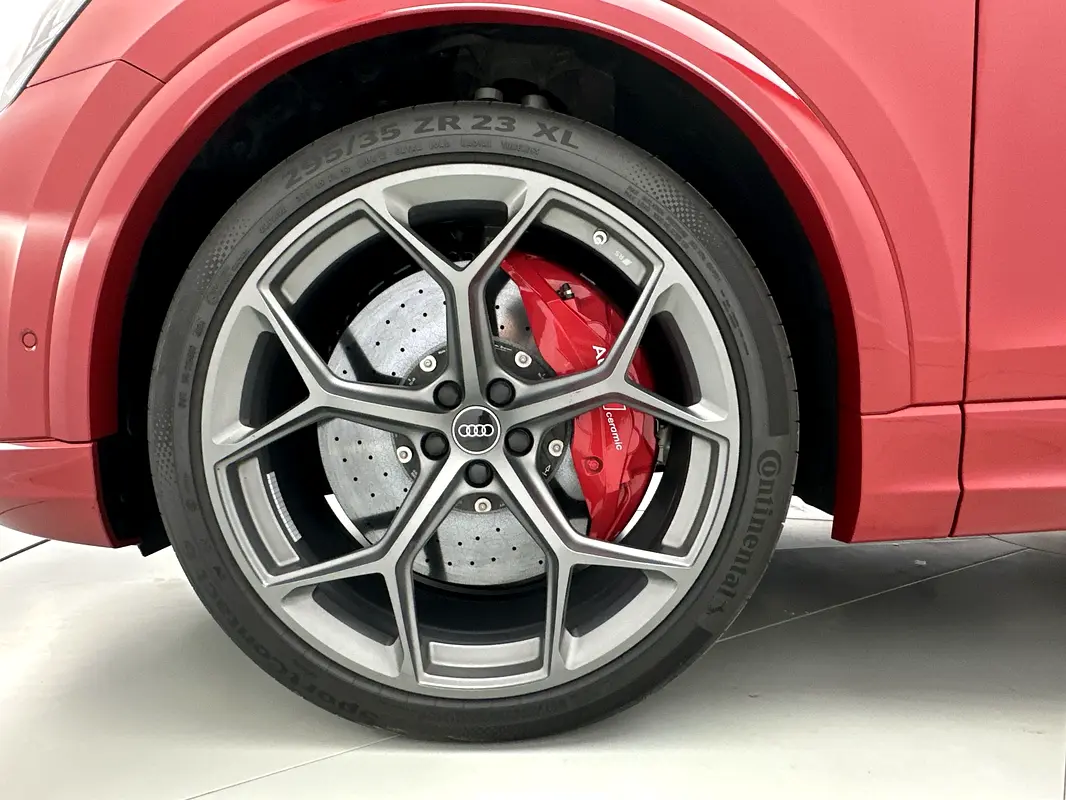 AUDI RS Q8 Carbon Black Edition 2025 - photo 7 - Import Émirats | International Cars