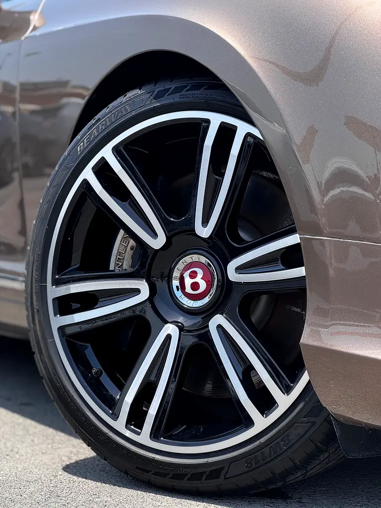 BENTLEY Continental GT V8 2014 - photo 7 - Import Émirats | International Cars