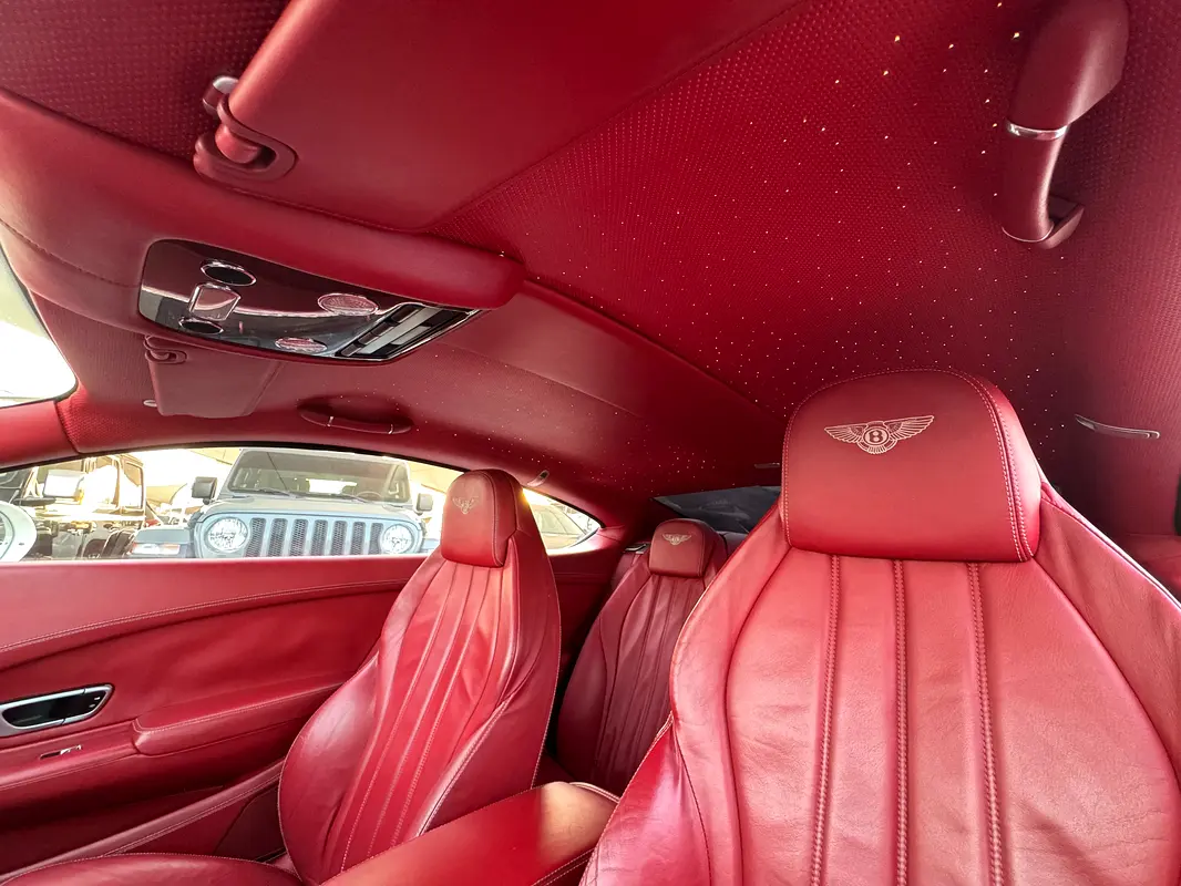 BENTLEY Bentayga Century Edition 2013 - photo 6 - Import Émirats | International Cars