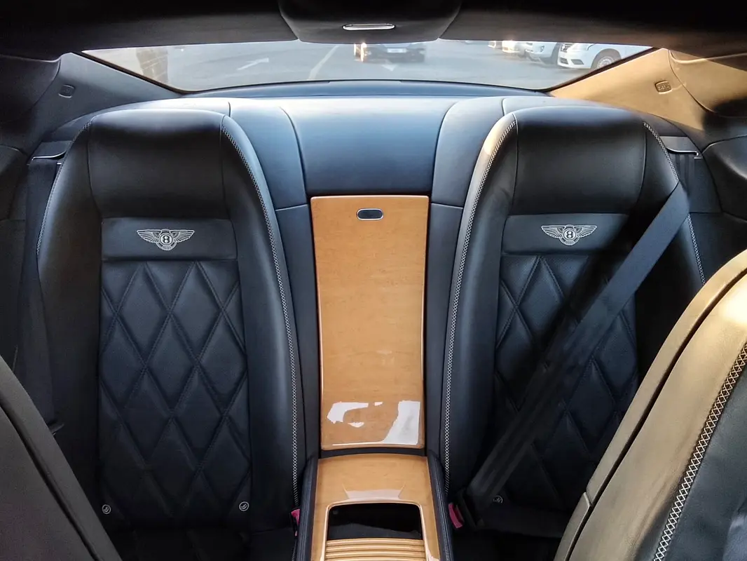 BENTLEY Continental GT W12 2007 - photo 11 - Import Émirats | International Cars