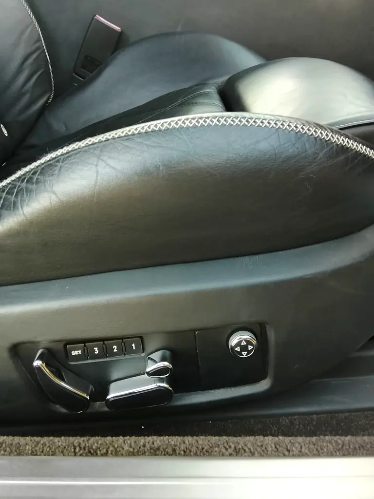 BENTLEY Continental GT W12 2007 - photo 12 - Import Émirats | International Cars