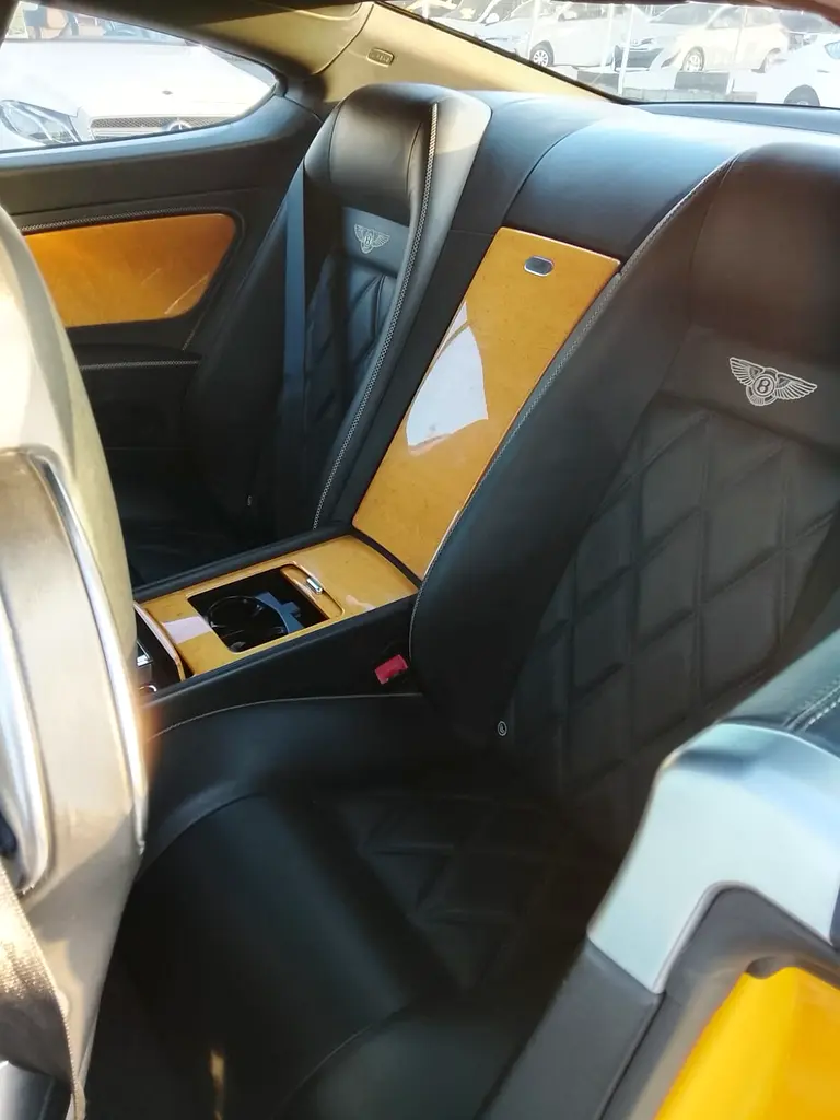 BENTLEY Continental GT W12 2007 - photo 9 - Import Émirats | International Cars