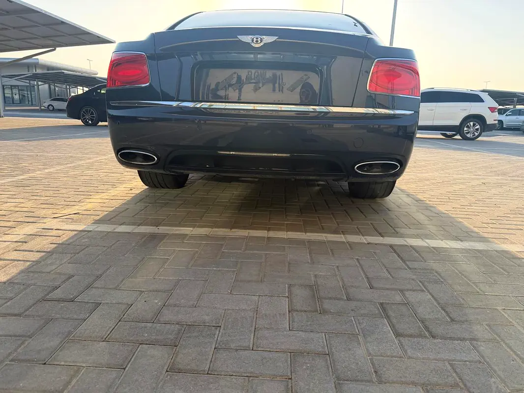 BENTLEY Flying Spur W12 2014 - photo 2 - Import Émirats | International Cars