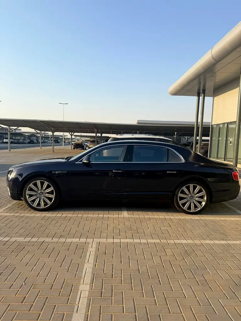 BENTLEY Flying Spur W12 2014 - photo 3 - Import Émirats | International Cars
