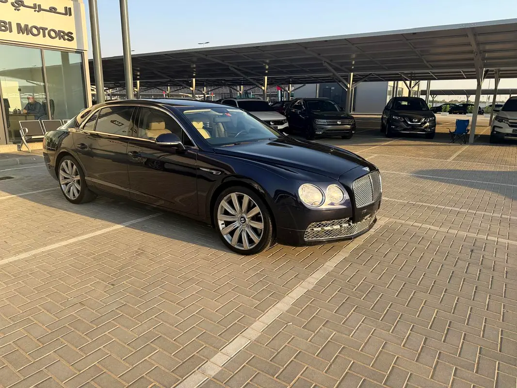 BENTLEY Flying Spur W12 2014 - photo 4 - Import Émirats | International Cars