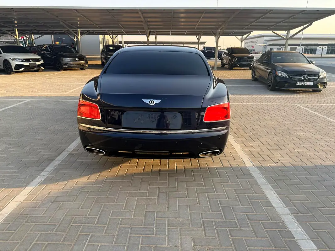 BENTLEY Flying Spur W12 2014 - photo 5 - Import Émirats | International Cars