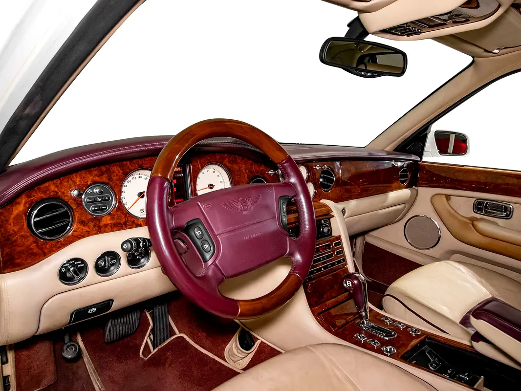 BENTLEY Arnage Other 2006 - photo 8 - Import Émirats | International Cars