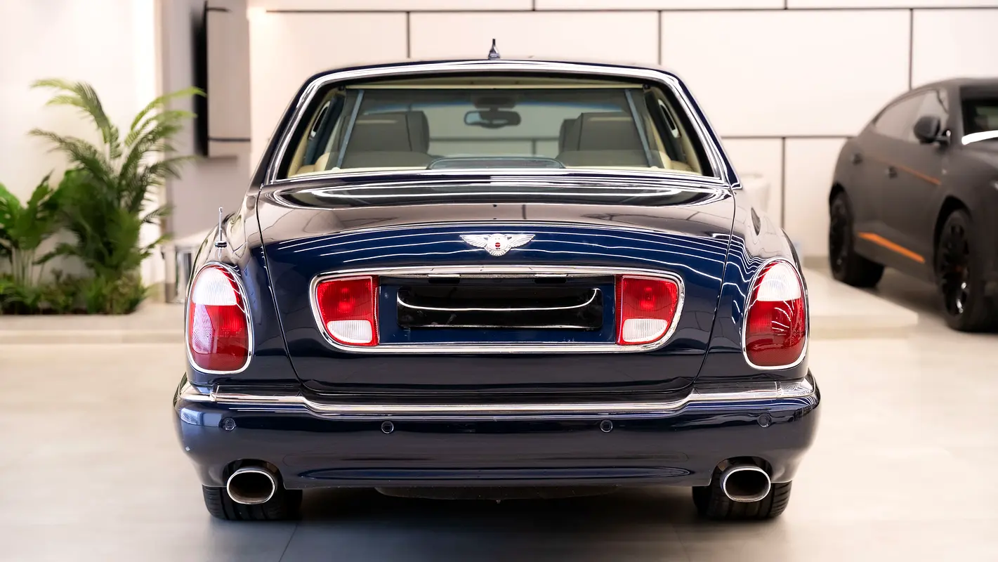 BENTLEY Arnage RL 2006 - photo 7 - Import Émirats | International Cars