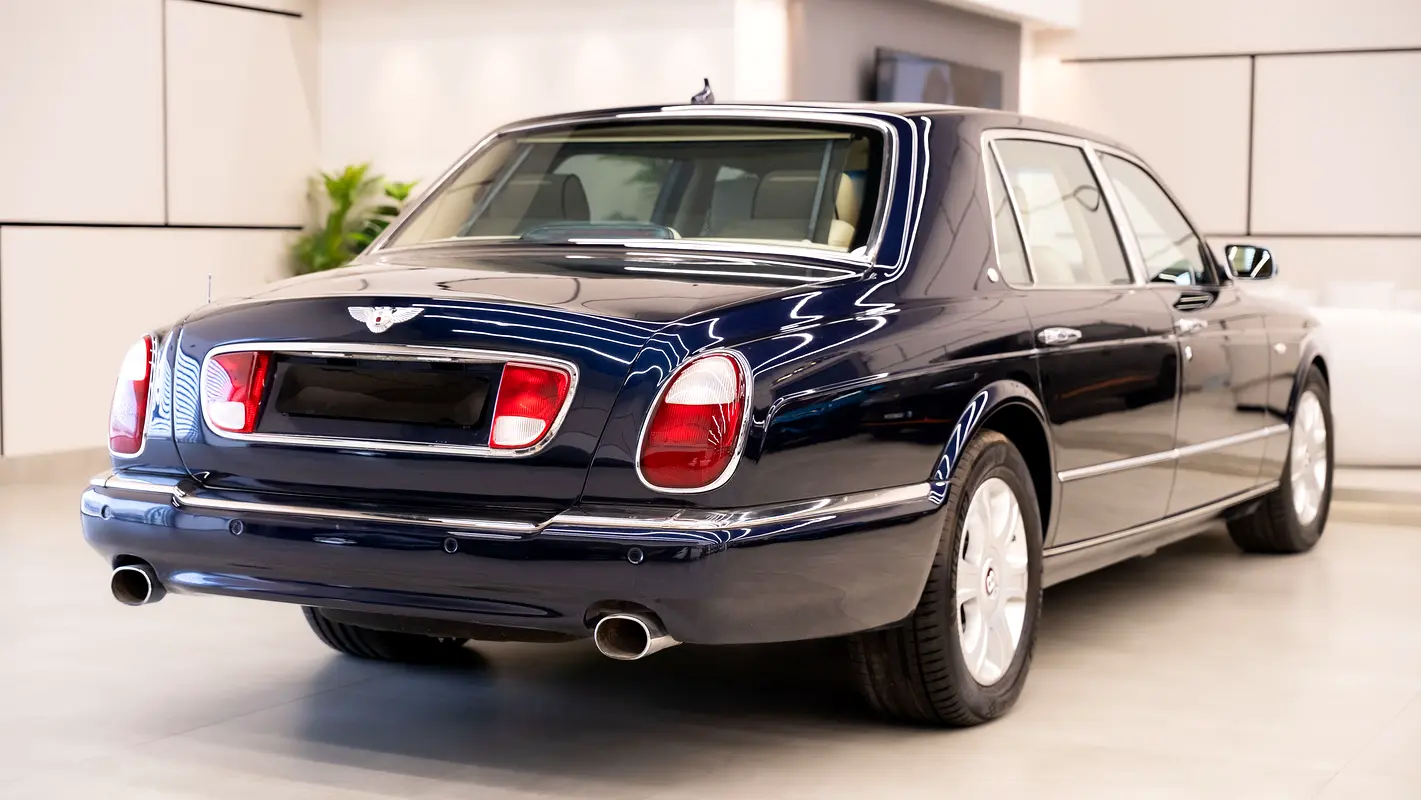 BENTLEY Arnage RL 2006 - photo 8 - Import Émirats | International Cars