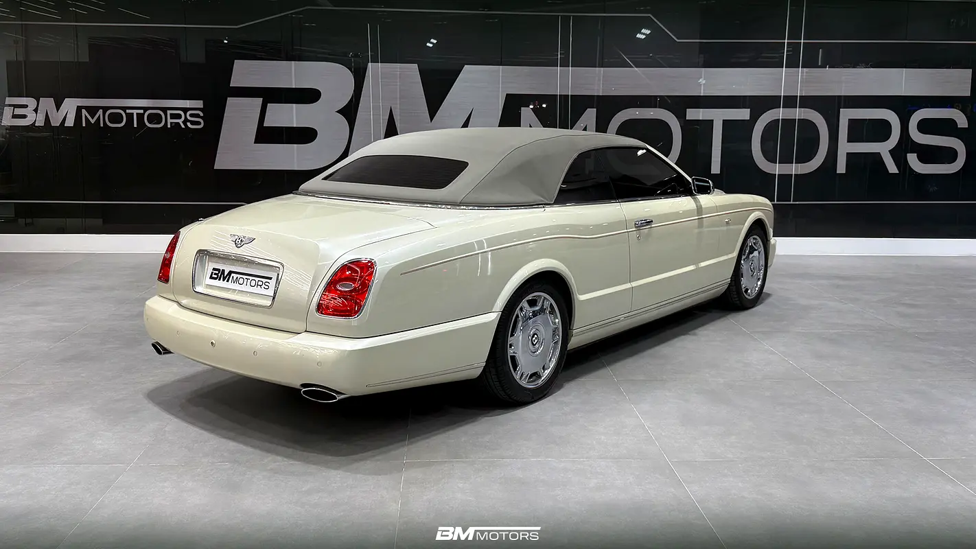 BENTLEY Azure Millionaire Edition 2007 - photo 6 - Import Émirats | International Cars