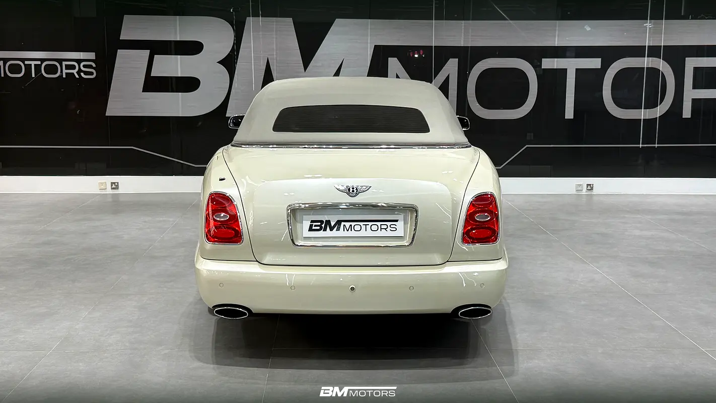 BENTLEY Azure Millionaire Edition 2007 - photo 7 - Import Émirats | International Cars