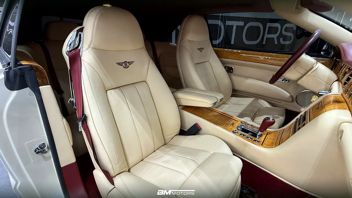 BENTLEY Azure Millionaire Edition 2007 - photo 8 - Import Émirats | International Cars
