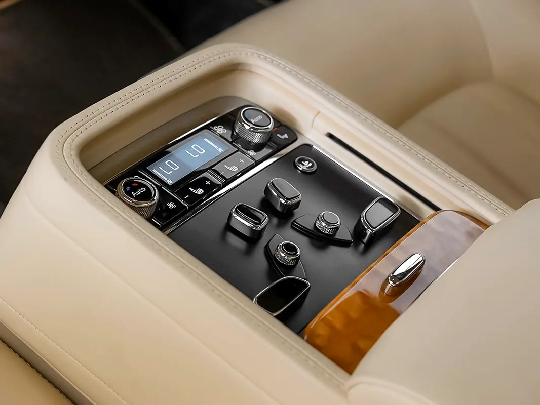 BENTLEY Mulsanne Standard 2015 - photo 9 - Import Émirats | International Cars