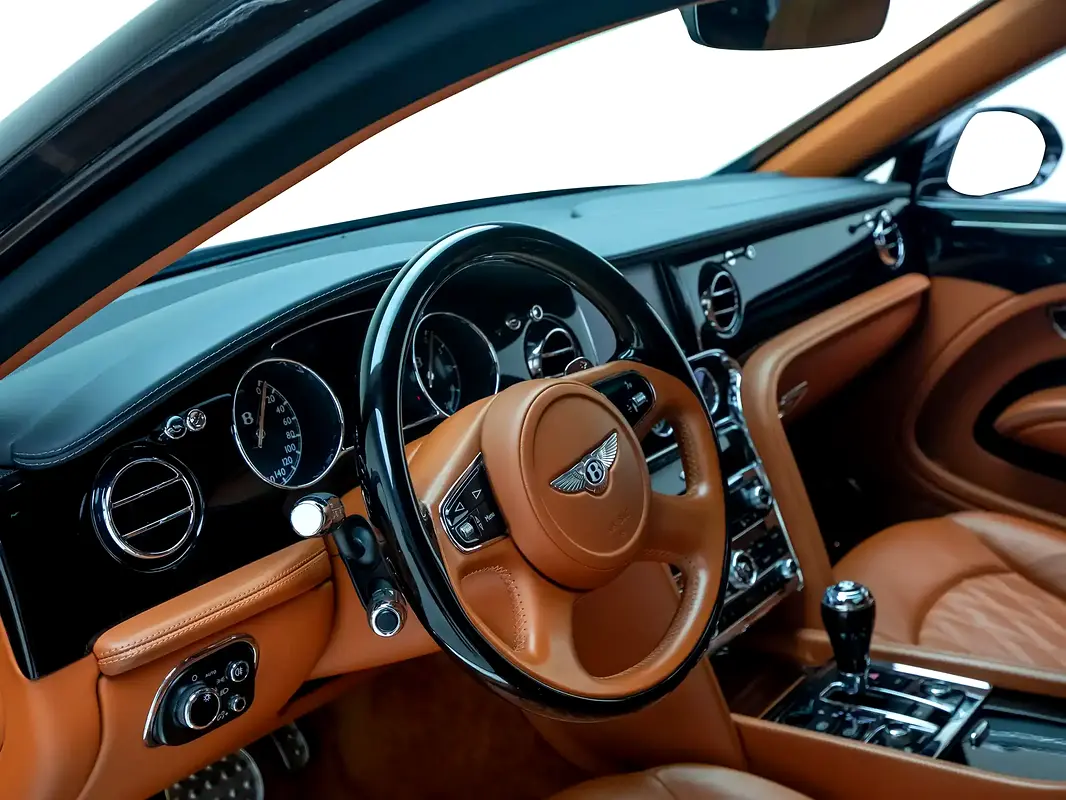 BENTLEY Mulsanne Speed 2019 - photo 8 - Import Émirats | International Cars