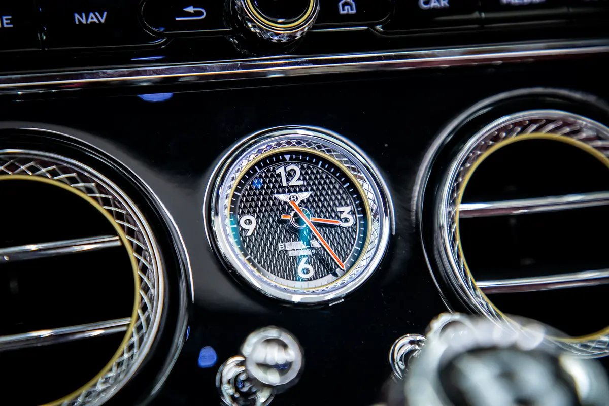 BENTLEY Continental GTC Mulliner 2020 - photo 12 - Import Émirats | International Cars