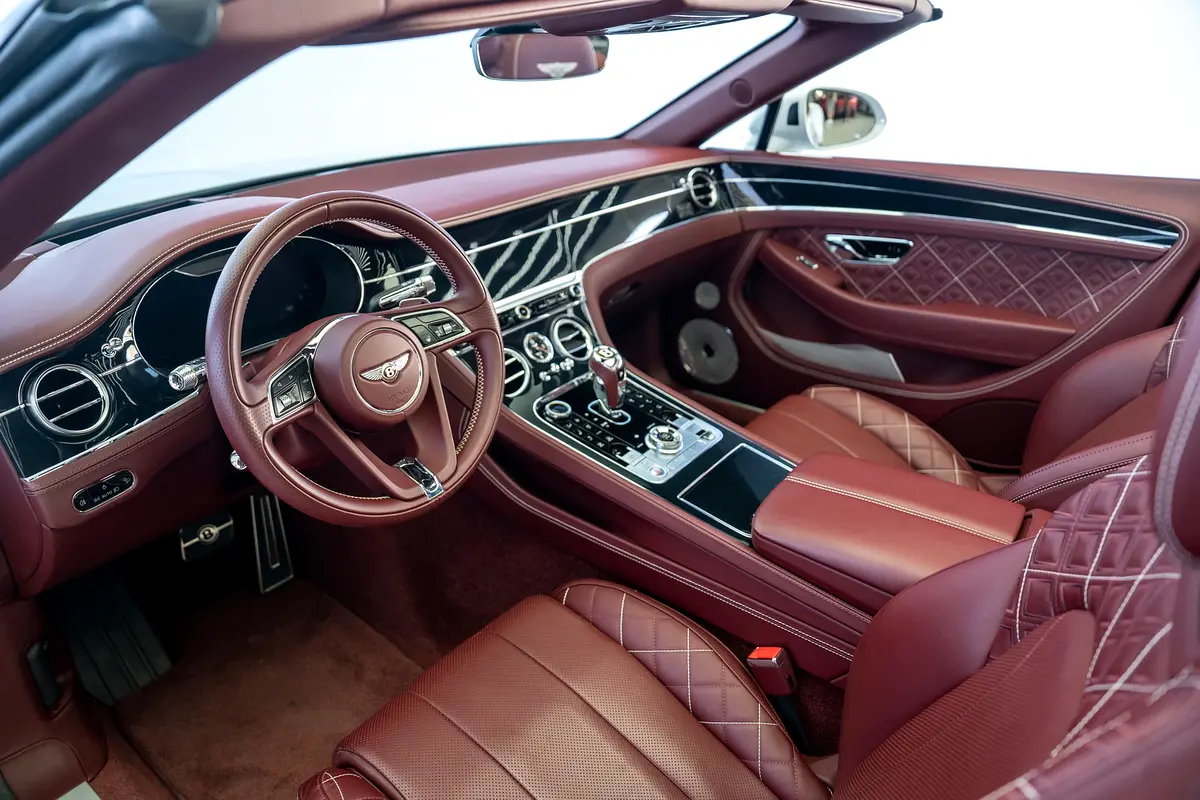 BENTLEY Continental GTC 2019 - photo 11 - Import Émirats | International Cars