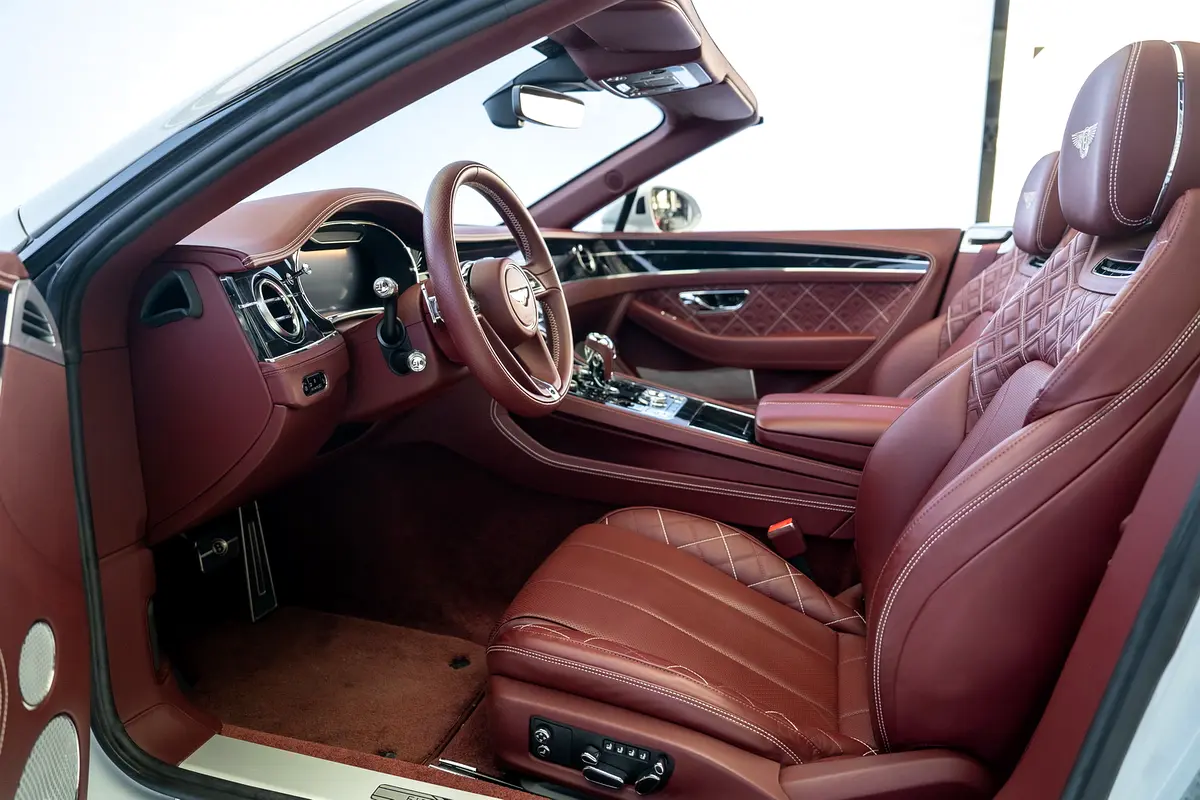 BENTLEY Continental GTC 2019 - photo 12 - Import Émirats | International Cars