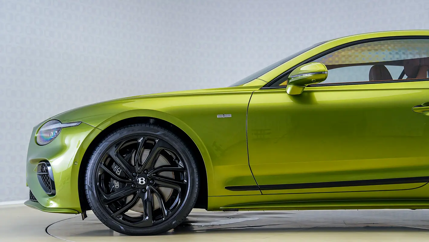 BENTLEY Continental First Edition 2025 - photo 11 - Import Émirats | International Cars