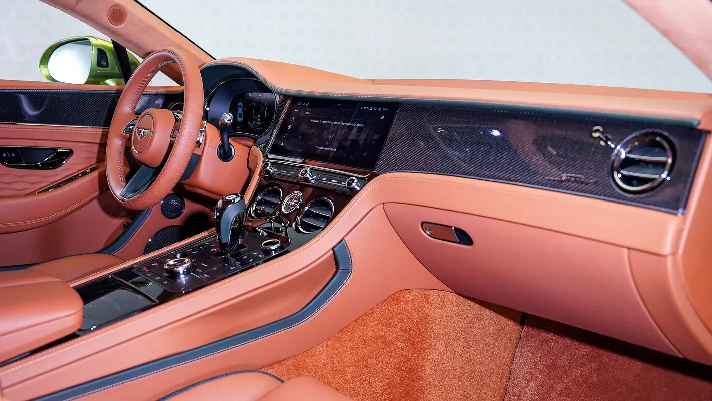 BENTLEY Continental First Edition 2025 - photo 6 - Import Émirats | International Cars