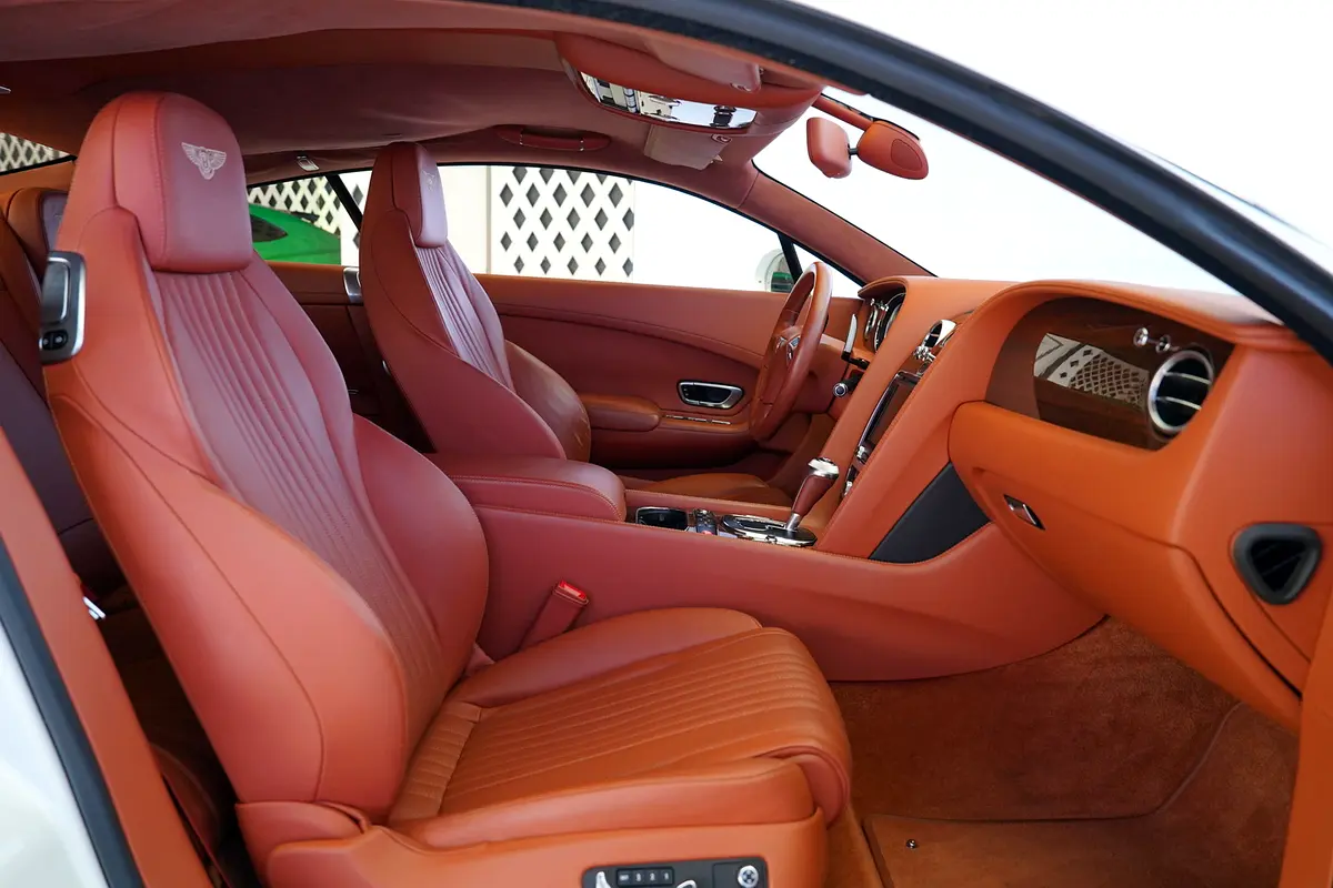 BENTLEY Continental GT V8 2016 - photo 6 - Import Émirats | International Cars