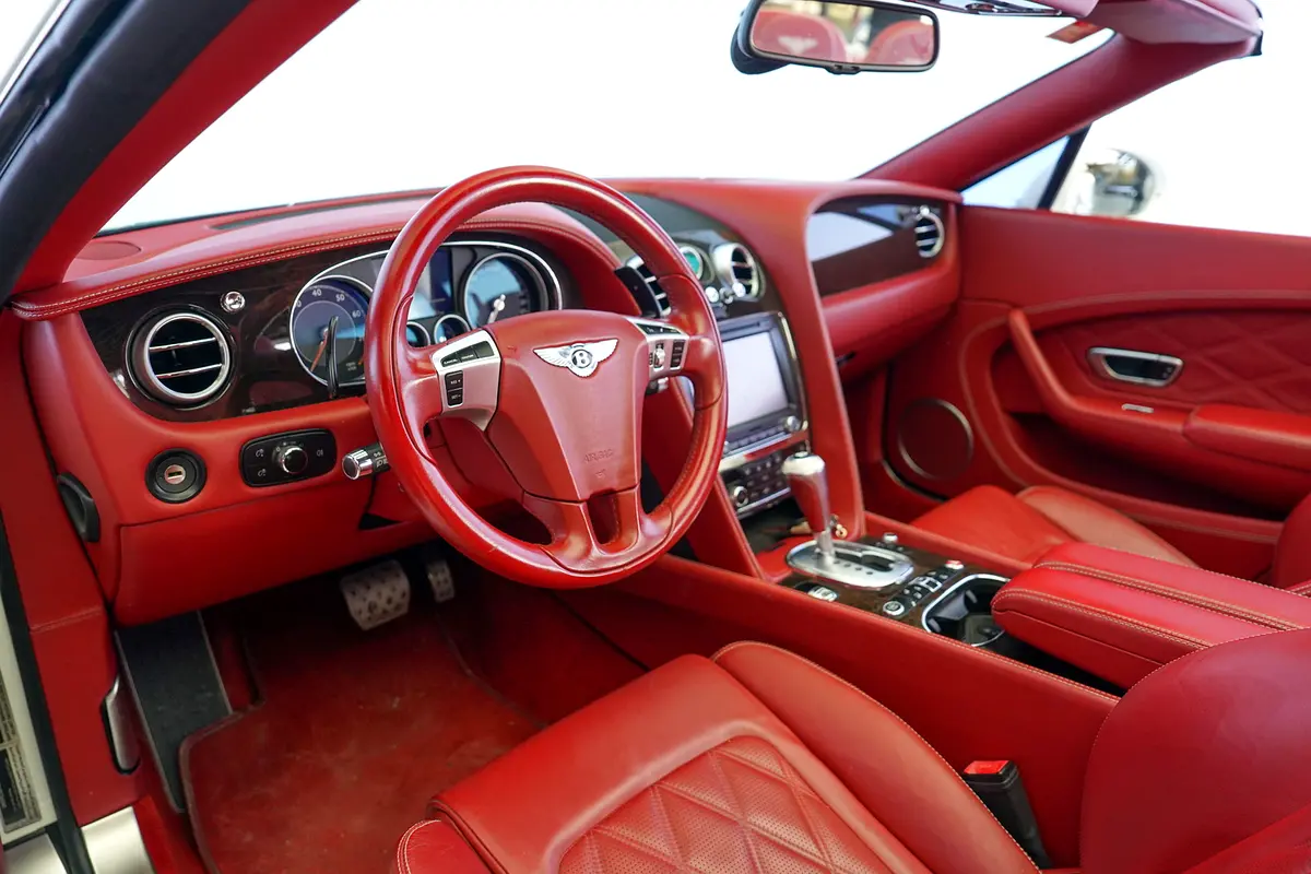 BENTLEY Continental GTC 2014 - photo 3 - Import Émirats | International Cars