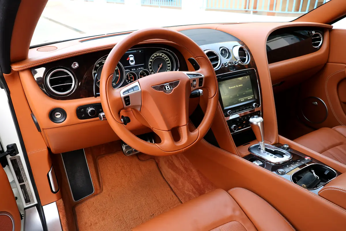 BENTLEY Continental GT V8 S 2015 - photo 10 - Import Émirats | International Cars