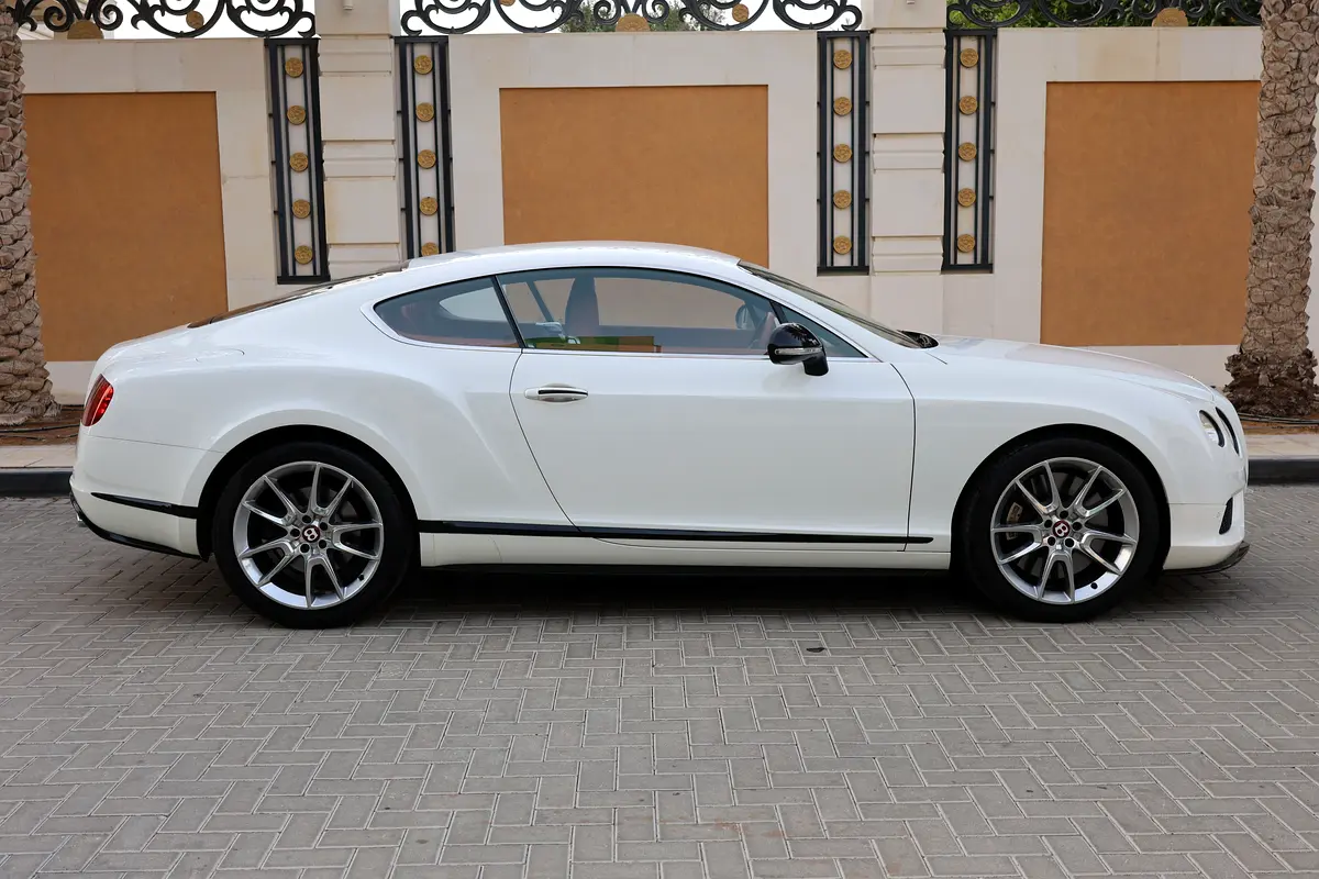 BENTLEY Continental GT V8 S 2015 - photo 7 - Import Émirats | International Cars