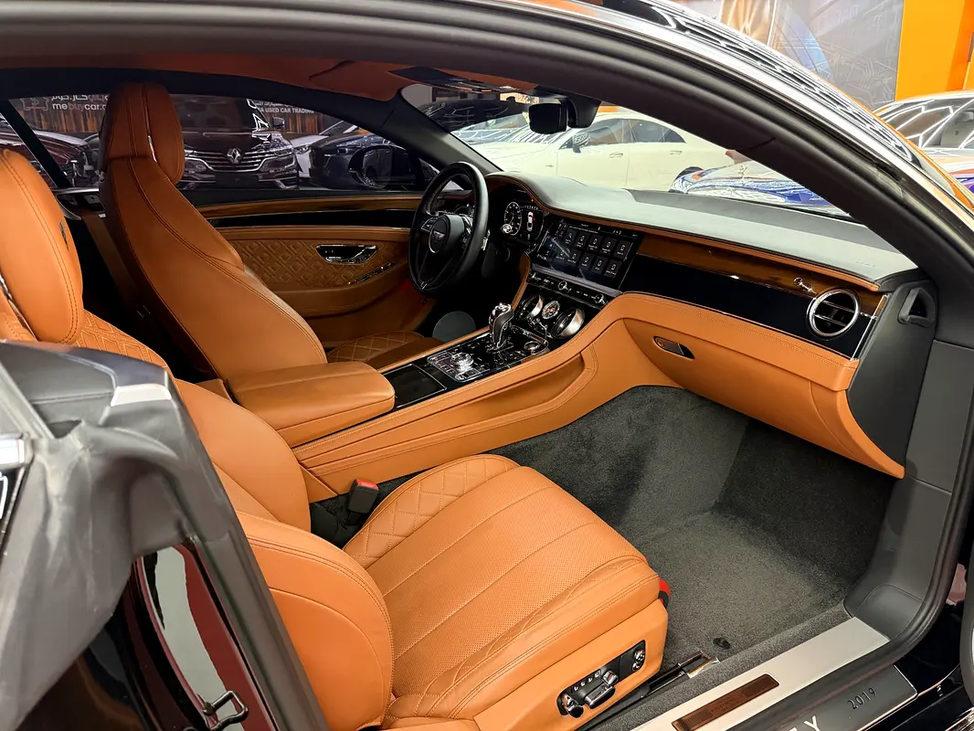 BENTLEY Continental GT 100th Anniversary Edition 2019 - photo 10 - Import Émirats | International Cars