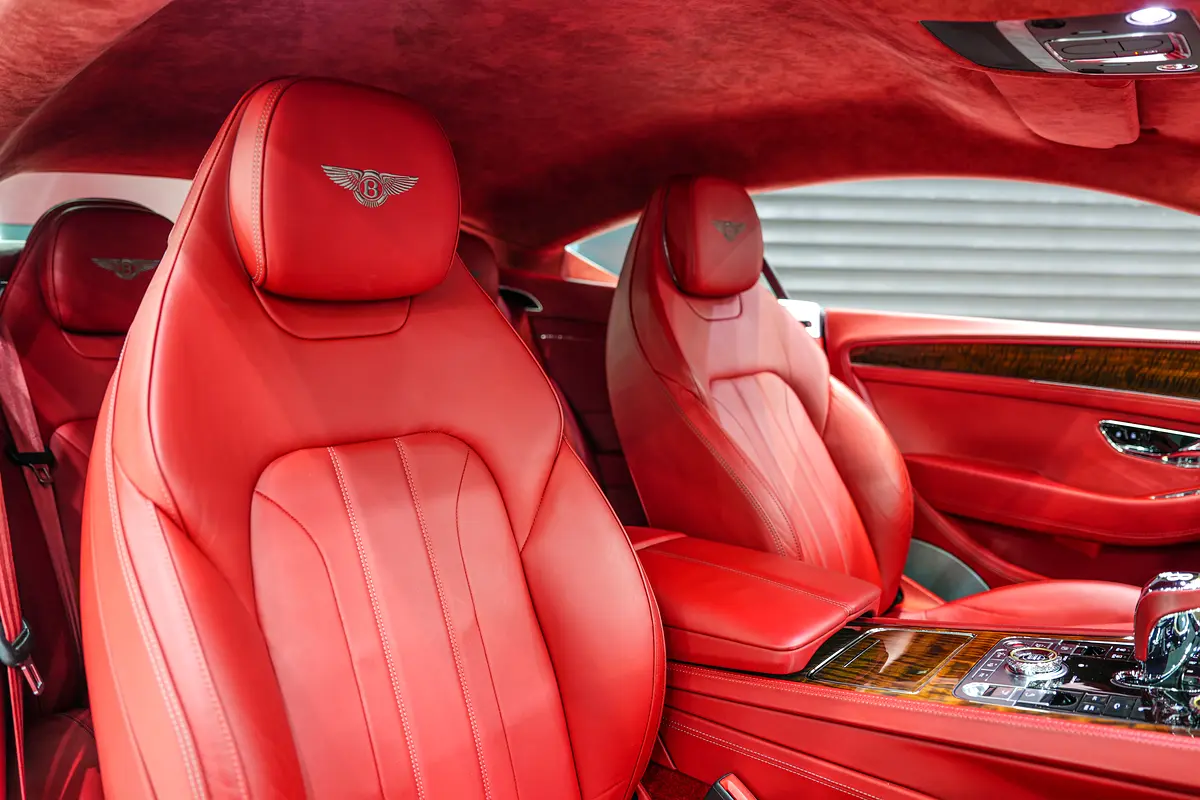 BENTLEY Continental GT W12 2020 - photo 10 - Import Émirats | International Cars