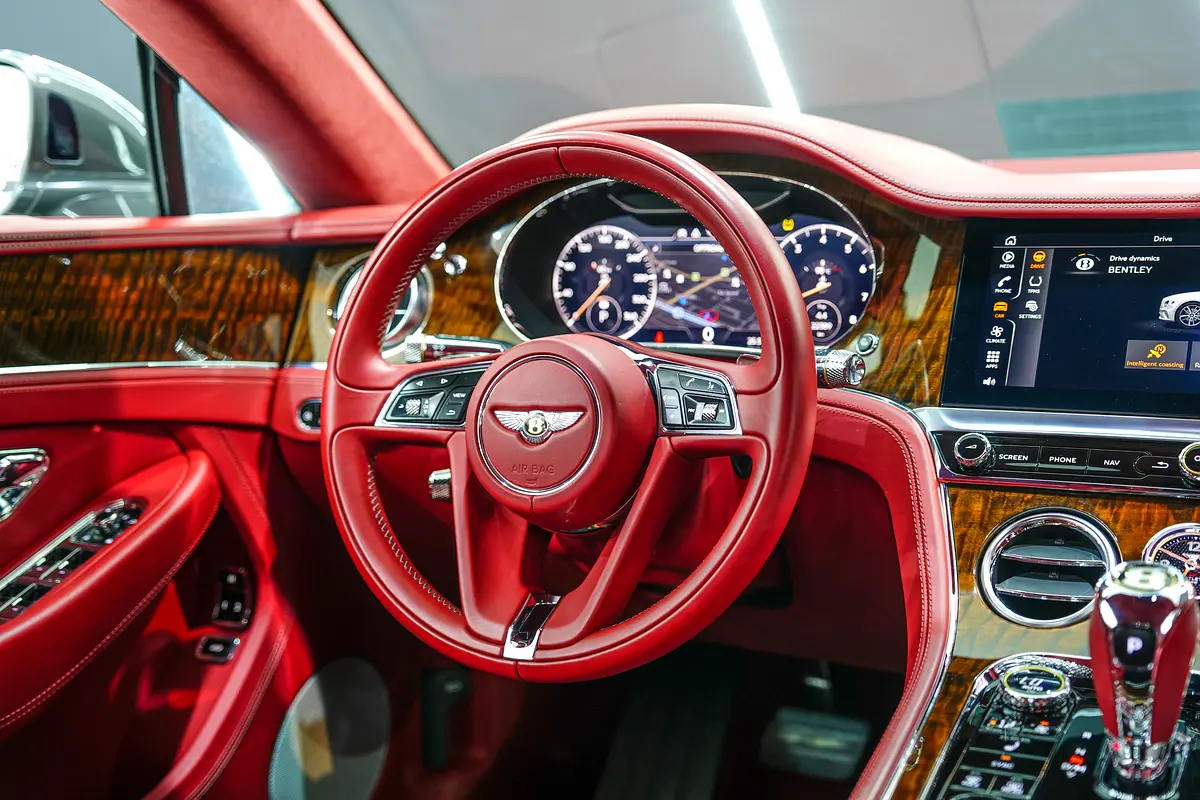 BENTLEY Continental GT W12 2020 - photo 5 - Import Émirats | International Cars