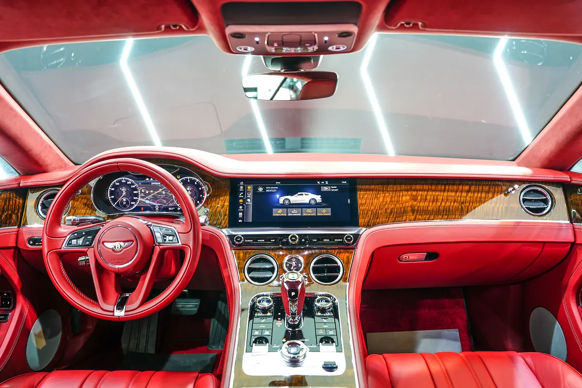 BENTLEY Continental GT W12 2020 - photo 8 - Import Émirats | International Cars