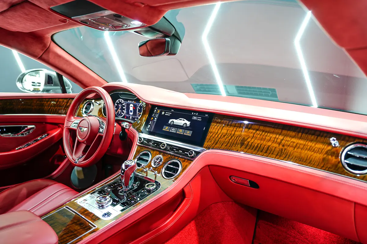 BENTLEY Continental GT W12 2020 - photo 9 - Import Émirats | International Cars