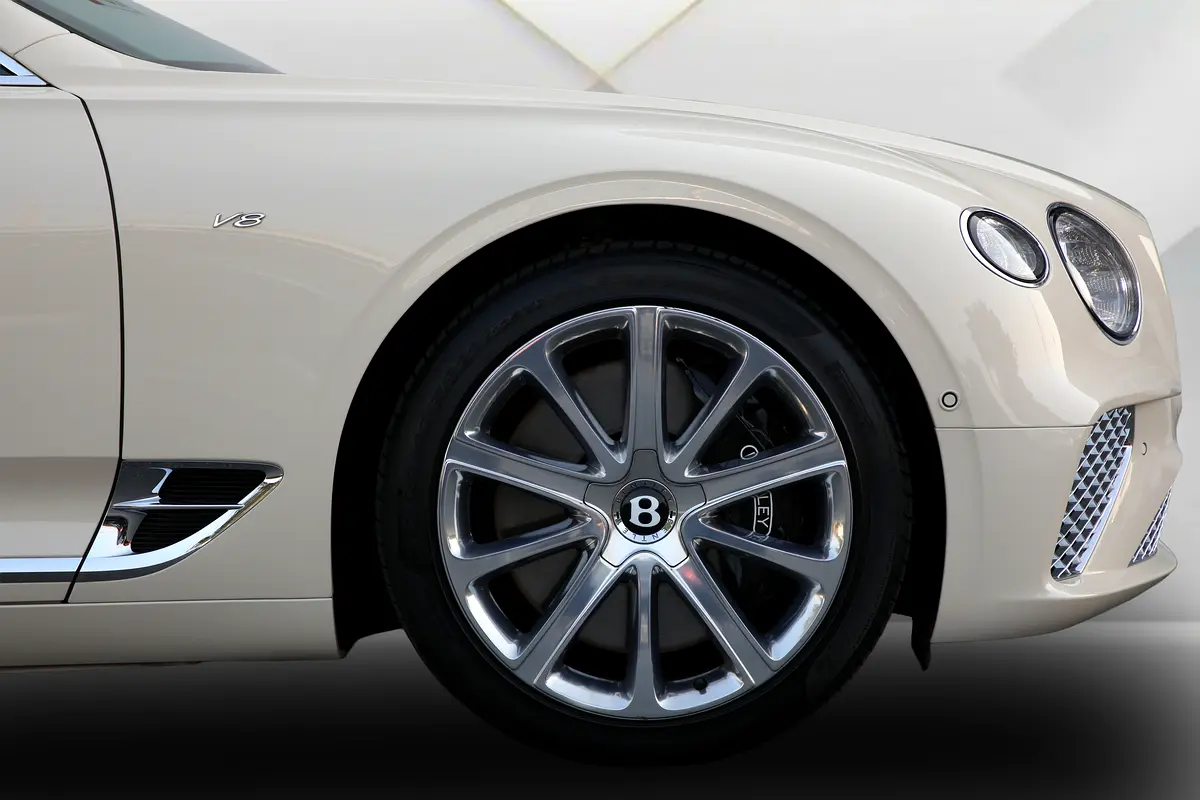 BENTLEY Continental GTC 2021 - photo 9 - Import Émirats | International Cars