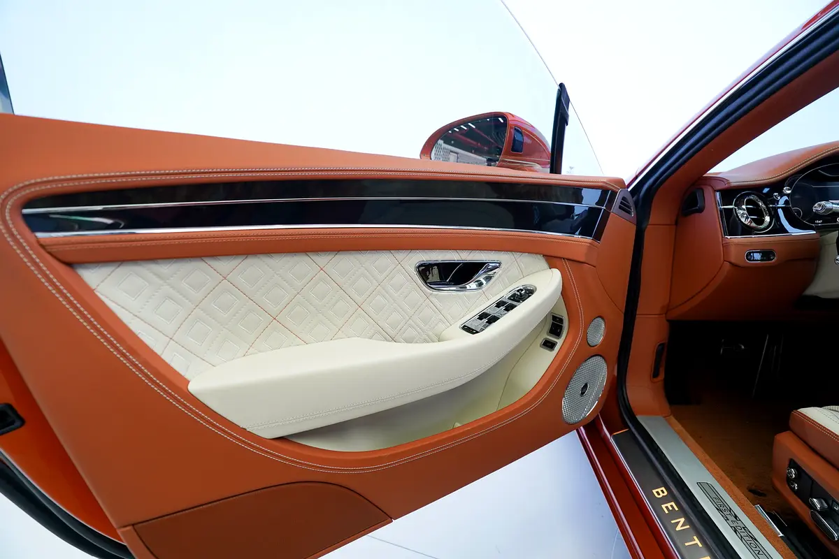 BENTLEY Continental GT 1st Edition 2018 - photo 6 - Import Émirats | International Cars