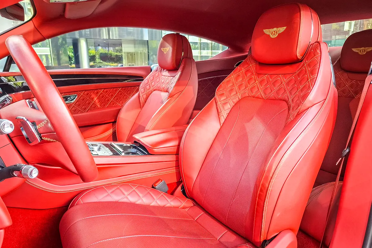 BENTLEY Continental First Edition 2019 - photo 11 - Import Émirats | International Cars