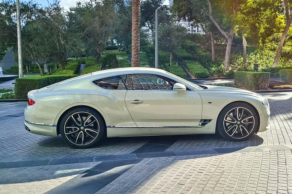 BENTLEY Continental First Edition 2019 - photo 4 - Import Émirats | International Cars