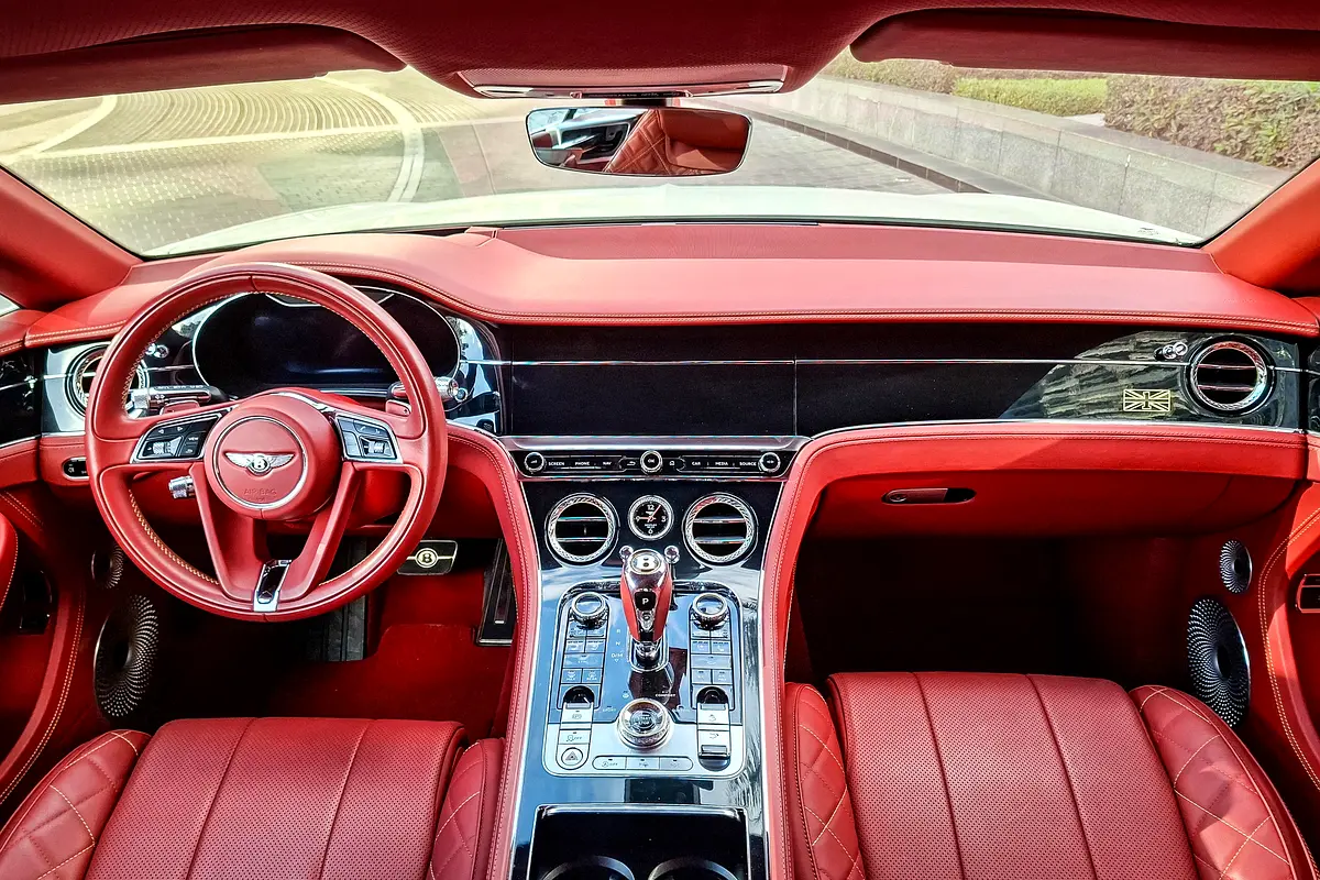 BENTLEY Continental First Edition 2019 - photo 9 - Import Émirats | International Cars