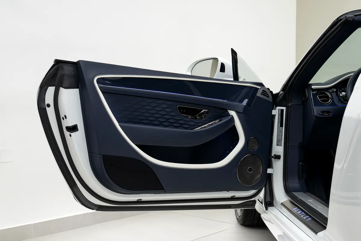 BENTLEY Continental GTC Speed 2025 - photo 12 - Import Émirats | International Cars