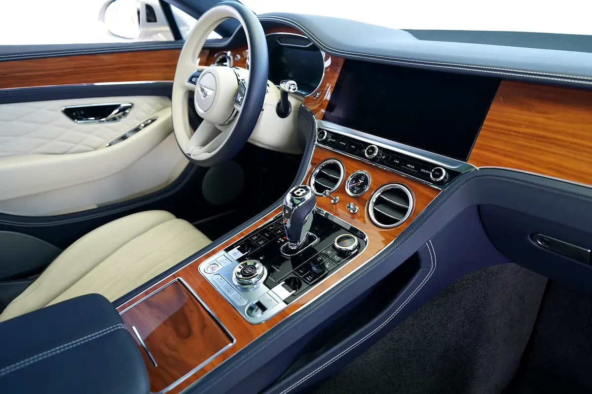 BENTLEY Continental GT 2024 - photo 11 - Import Émirats | International Cars