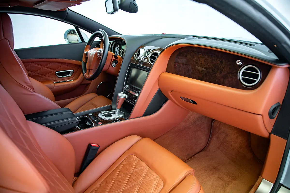 BENTLEY Continental GT Speed 2014 - photo 10 - Import Émirats | International Cars