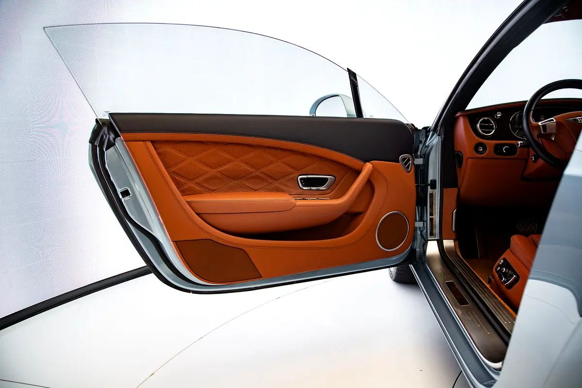 BENTLEY Continental GT Speed 2014 - photo 6 - Import Émirats | International Cars