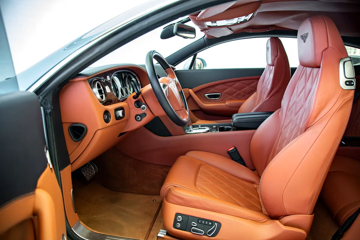 BENTLEY Continental GT Speed 2014 - photo 8 - Import Émirats | International Cars