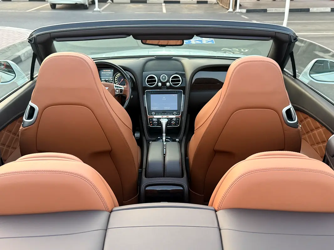 BENTLEY Continental GTC Speed 2014 - photo 10 - Import Émirats | International Cars